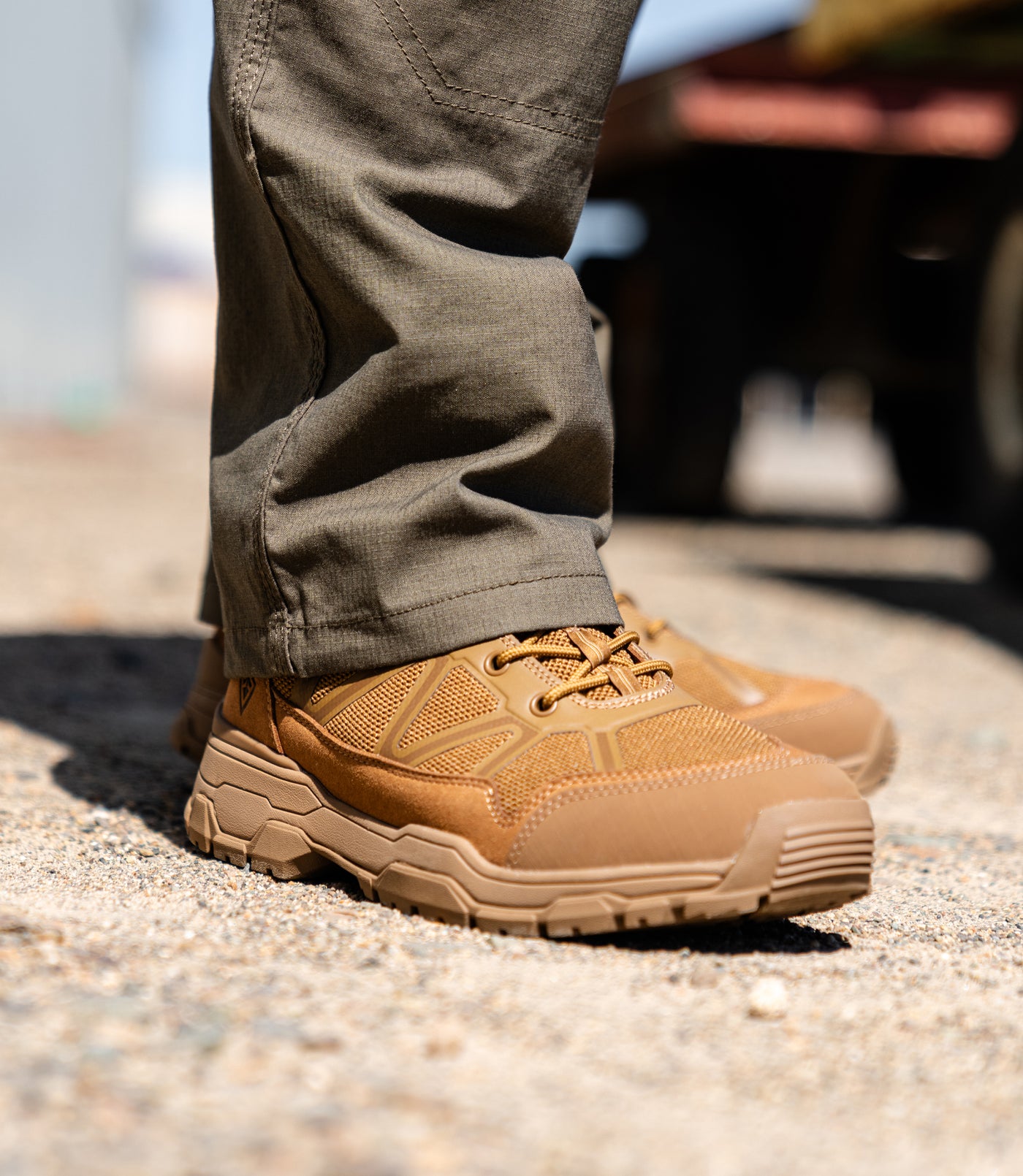 Lifestyle Photo of Men's 5" Operator Boot in Coyote